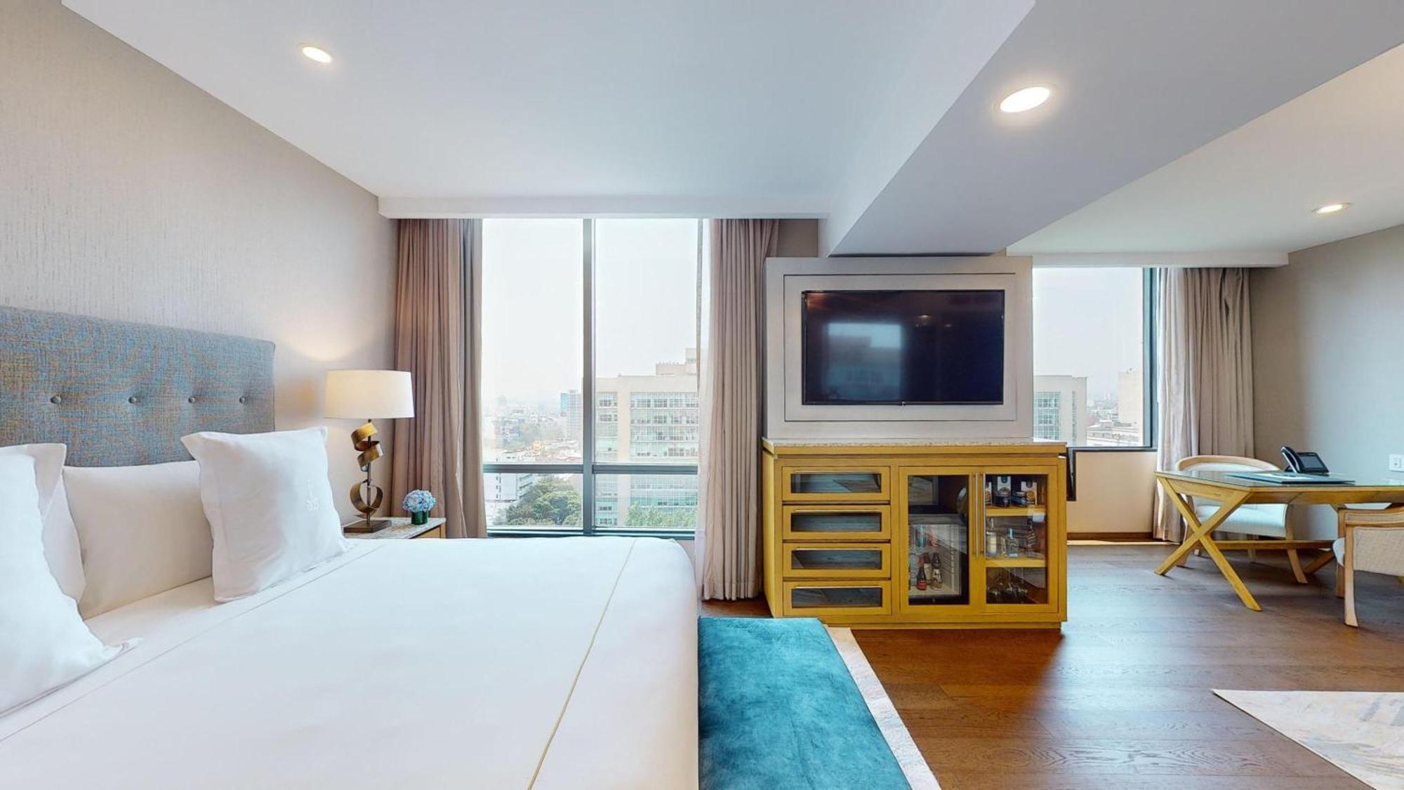 Deluxe Junior Suite